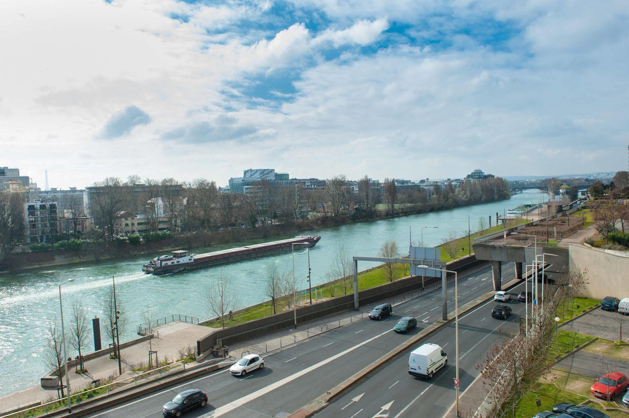 Hotel Ibis Budget Courbevoie Paris La Defense Zewnętrze zdjęcie