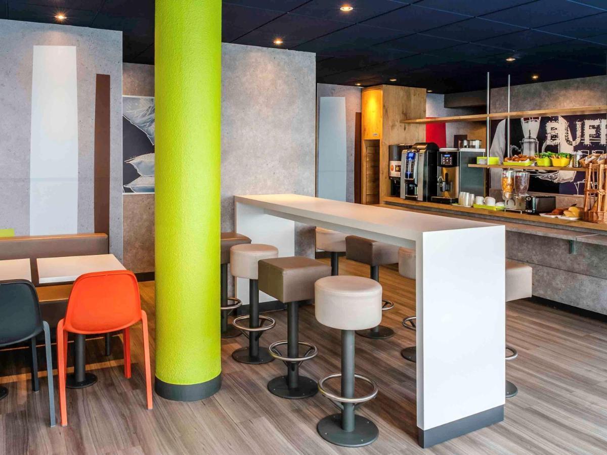 Hotel Ibis Budget Courbevoie Paris La Defense Zewnętrze zdjęcie